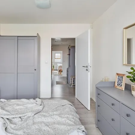 Apartmán Cozy Attic Flat In Michle By Days Praha